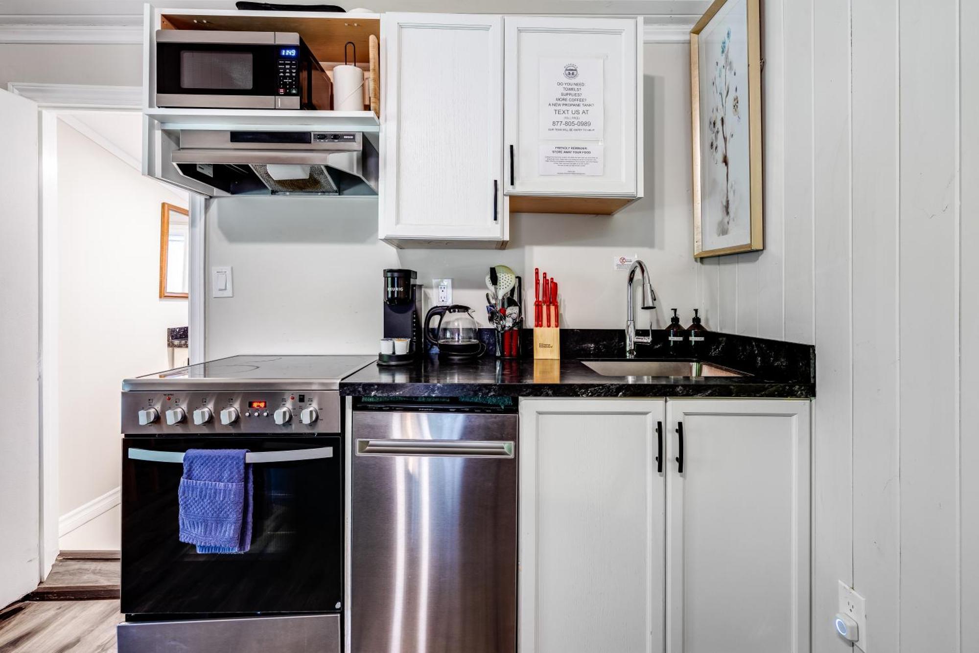 Vila Muskoka Waterfront Retreat Dwight Exteriér fotografie