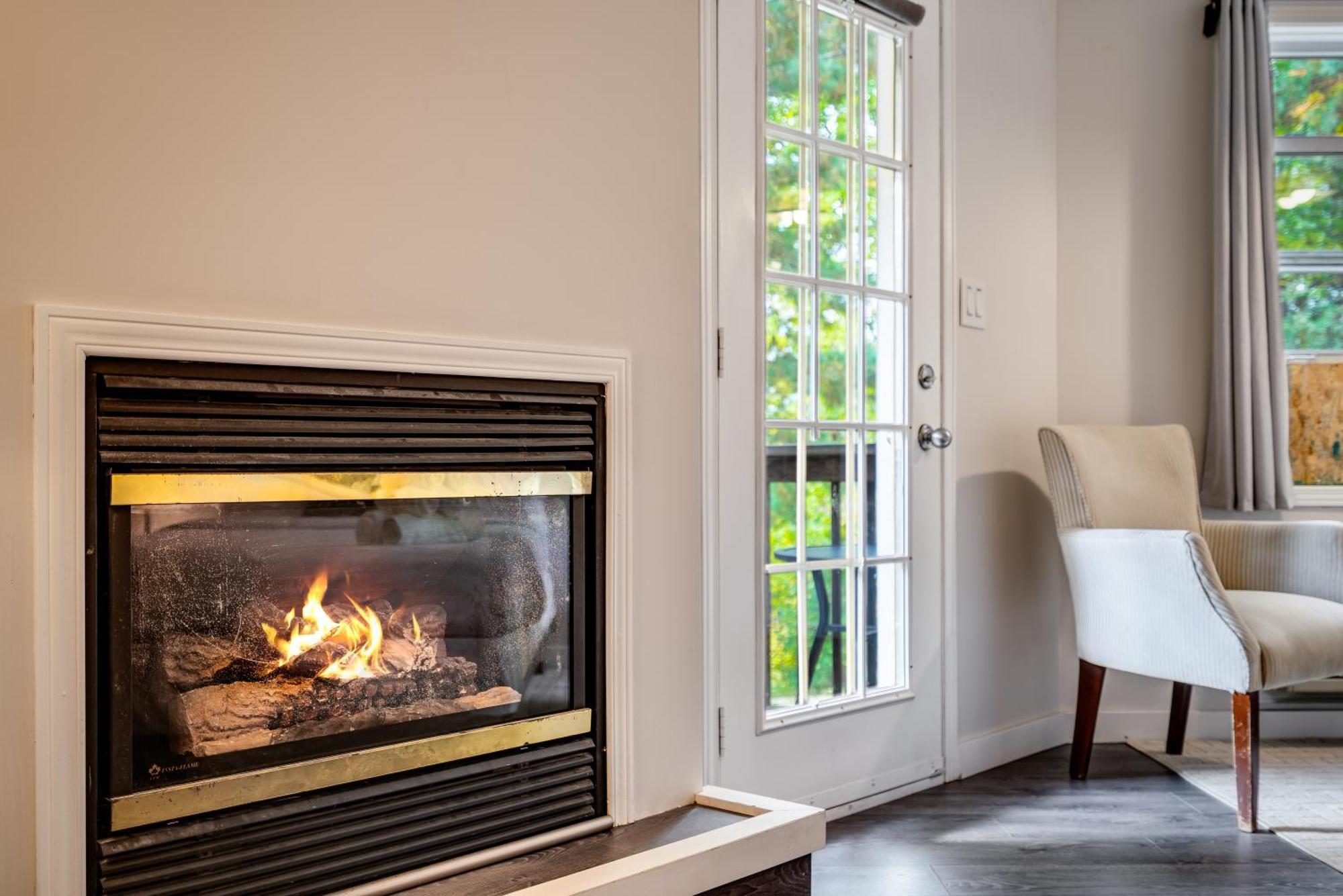 Vila Muskoka Waterfront Retreat Dwight Exteriér fotografie